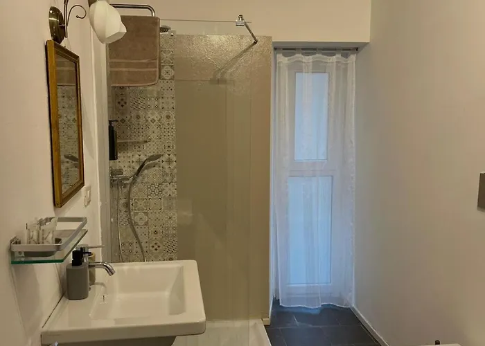 Holidays Rattazzi Guest house La Spezia