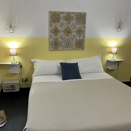 Konukevi Holidays Rattazzi La Spezia